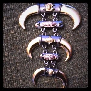 House of Harlow 1960 necklaces triple horn stateme